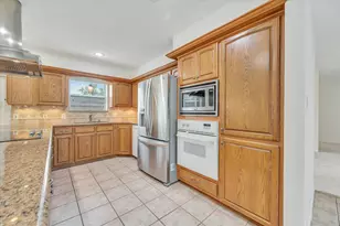 15414 Pleasant Valley Rd, Houston, TX 77062 - Photo 13