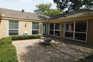 15414 Pleasant Valley Rd, Houston, TX 77062 - Photo 9