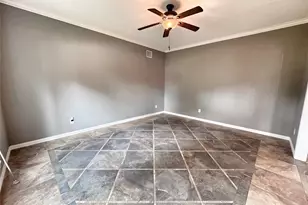 3203 Emerald Grove Dr, Houston, TX 77345 - Photo 5