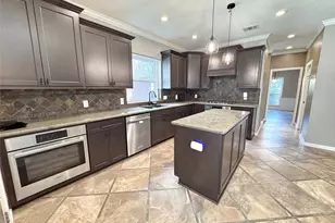 3203 Emerald Grove Dr, Houston, TX 77345 - Photo 15