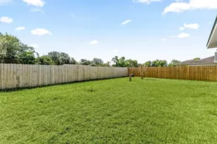 4835 Montclair Hill Ln, Fresno, TX 77545 - Photo 17