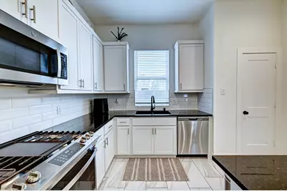 1523 Cathedral Bend Drive, Missouri City, TX 77459 - Photo 13