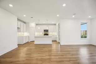 29307 Meadowcreek Hl Dr, Waller, TX 77484 - Photo 5