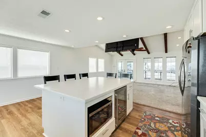 1301 Blue Heron Street, Bayou Vista, TX 77563 - Photo 9