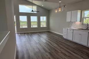 442 Private Rd 670, Matagorda, TX 77457 - Photo 3