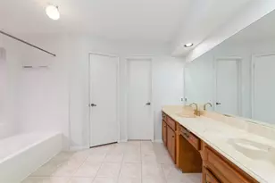 15319 La Paloma Dr, Houston, TX 77083 - Photo 21