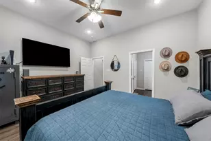 1302 Trinity St, Anahuac, TX 77514 - Photo 15