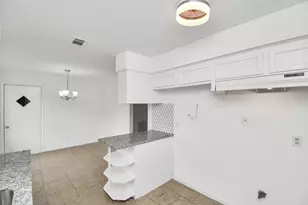 8534 Fillmore St, Houston, TX 77029 - Photo 15