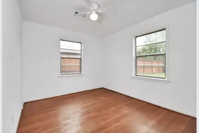 8534 Fillmore Street, Houston, TX 77029 - Photo 21