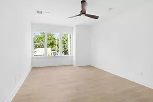 9117 Henrietta St, Houston, TX 77088 - Photo 5