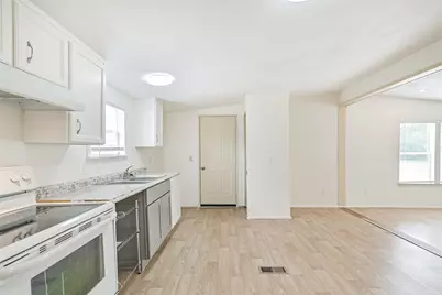 1749 Max Road #4, Pearland, TX 77581 - Photo 13