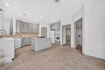 5535 Moss Meadow Court, Sugar Land, TX 77479 - Photo 19