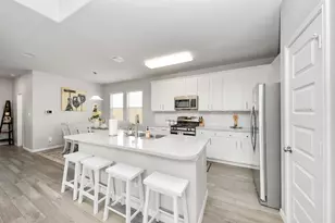 5324 CJ Walker Ln, Houston, TX 77048 - Photo 9