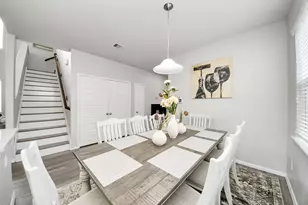 5324 CJ Walker Ln, Houston, TX 77048 - Photo 13