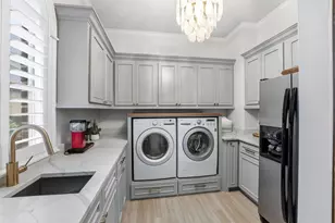 62 N Spring Trellis Cir, The Woodlands, TX 77382 - Photo 17