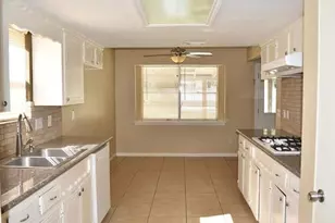3515 Hidden Pines Dr, Houston, TX 77339 - Photo 3