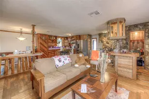 123 Hilltop, Onalaska, TX 77360 - Photo 5