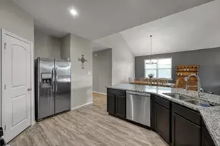 7027 Bonaire Vista Ln, Conroe, TX 77304 - Photo 15