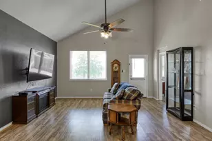 7027 Bonaire Vista Ln, Conroe, TX 77304 - Photo 9