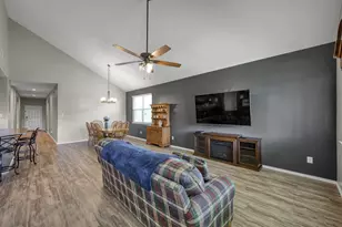 7027 Bonaire Vista Ln, Conroe, TX 77304 - Photo 11