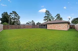 9715 Seeker St, Houston, TX 77078 - Photo 23