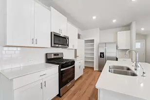 29218 Farmhouse Ests Dr, Waller, TX 77484 - Photo 7