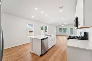 29218 Farmhouse Ests Dr, Waller, TX 77484 - Photo 5