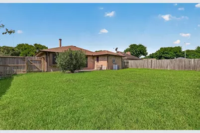 7530 Gulfbriar Place, Houston, TX 77489 - Photo 15