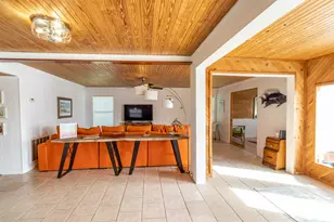710 91st St, Galveston, TX 77554 - Photo 9