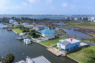 710 91st St, Galveston, TX 77554 - Photo 3