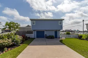710 91st St, Galveston, TX 77554 - Photo 5