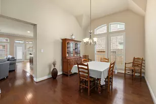 3010 Inglewood Ln, Pearland, TX 77584 - Photo 9