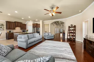 3010 Inglewood Ln, Pearland, TX 77584 - Photo 11