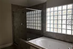 3656 Main Plaza Dr, Houston, TX 77025 - Photo 19