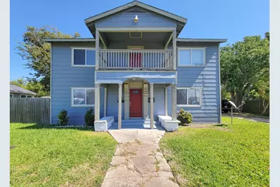 711 Avenue A #4, La Marque, TX 77568 - Photo 1
