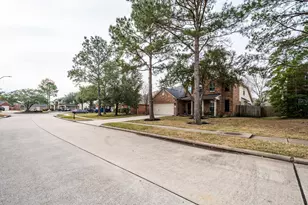 14319 Morning Lodge Ln, Houston, TX 77044 - Photo 5