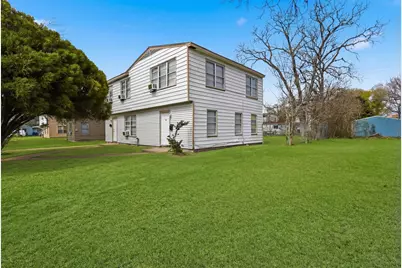 1028 5th Avenue N, Texas City, TX 77590 - Photo 1