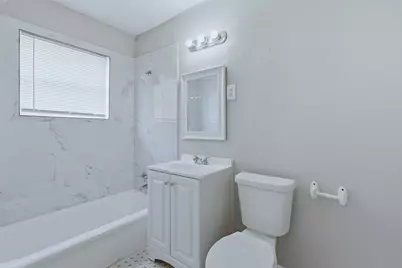 1028 5th Avenue N, Texas City, TX 77590 - Photo 9
