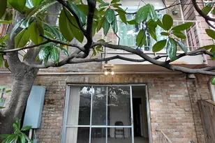 406 N Post Oak Ln, Houston, TX 77024 - Photo 37