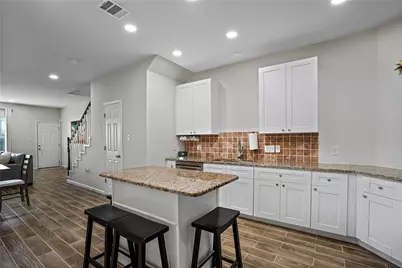 7950 Blue Street, Houston, TX 77028 - Photo 9