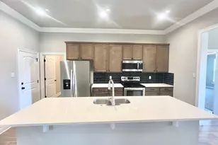 102 J Leigh Ln, Bridge City, TX 77611 - Photo 3