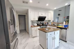 4411 Waterfall Way, Sugar Land, TX 77479 - Photo 11