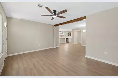 7413 W Knoll Street, Houston, TX 77028 - Photo 11