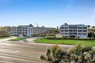 6102 Seawall Blvd, Galveston, TX 77551 - Photo 5