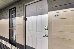 6102 Seawall Blvd, Galveston, TX 77551 - Photo 7