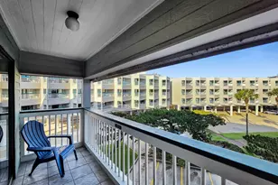 6102 Seawall Blvd, Galveston, TX 77551 - Photo 21