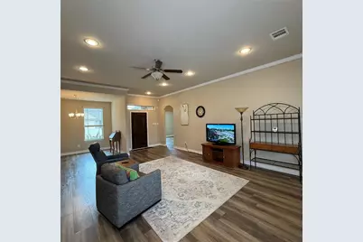 141 Majestic Oak Circle, Lake Jackson, TX 77566 - Photo 23