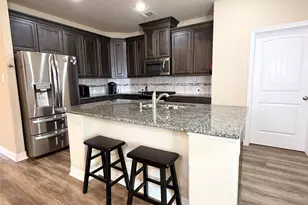 141 Majestic Oak Cir, Lake Jackson, TX 77566 - Photo 35