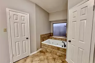 2623 Double Lake Dr, Missouri City, TX 77459 - Photo 9