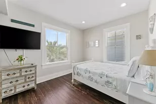 2917 Avenue Q, Galveston, TX 77550 - Photo 25